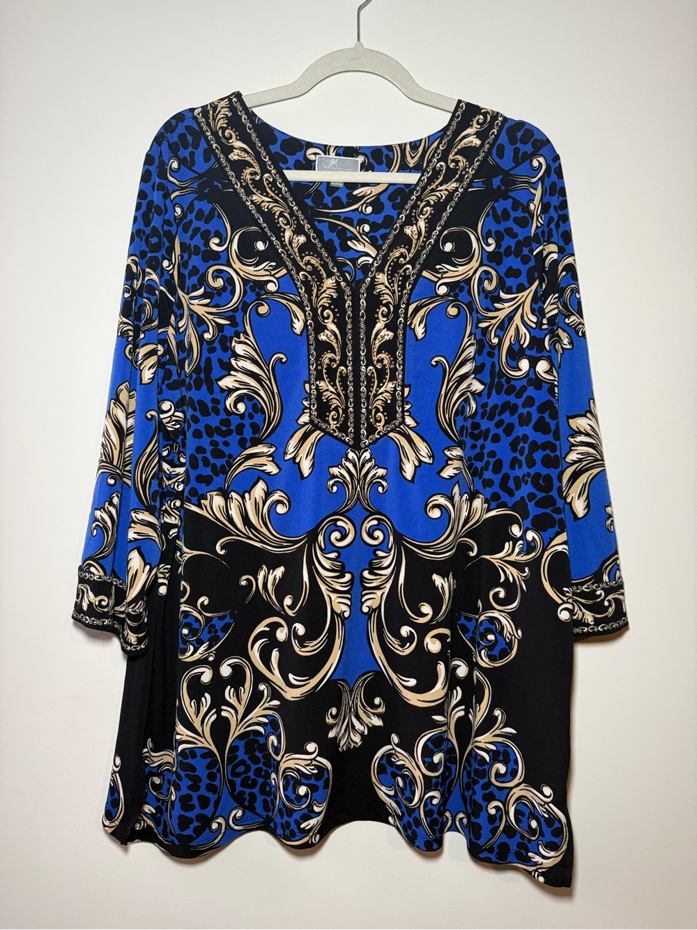 JM Collection Size 2X Royal Blue and Black V-Neck Tunic with Baroque Print